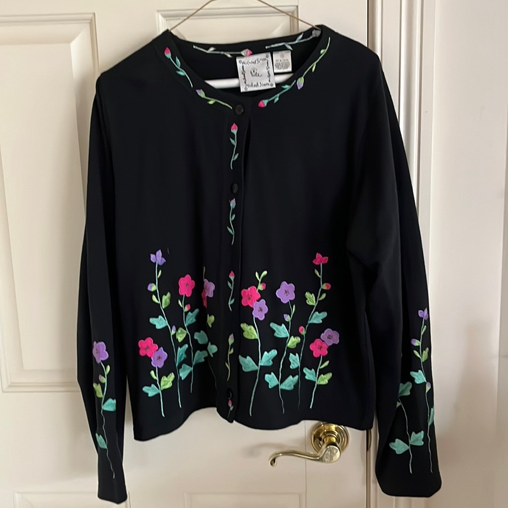 Cardigan with embroidered flowers on front,sleeves